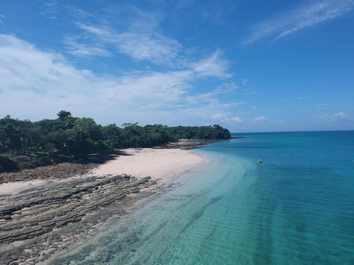 Sonny Island Resort Cabanas Frente Al Mar Punta Bajo Rico エクステリア 写真