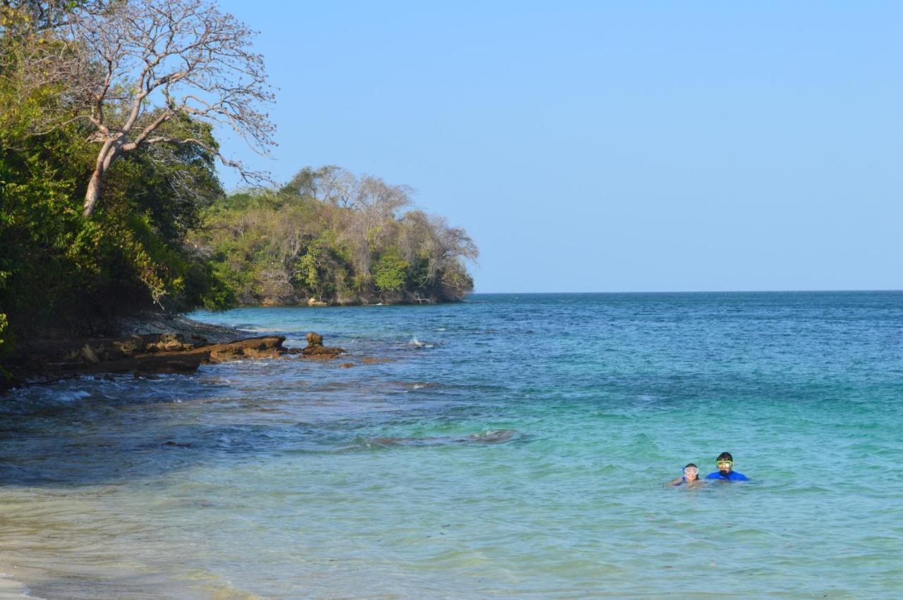 Sonny Island Resort Cabanas Frente Al Mar Punta Bajo Rico エクステリア 写真